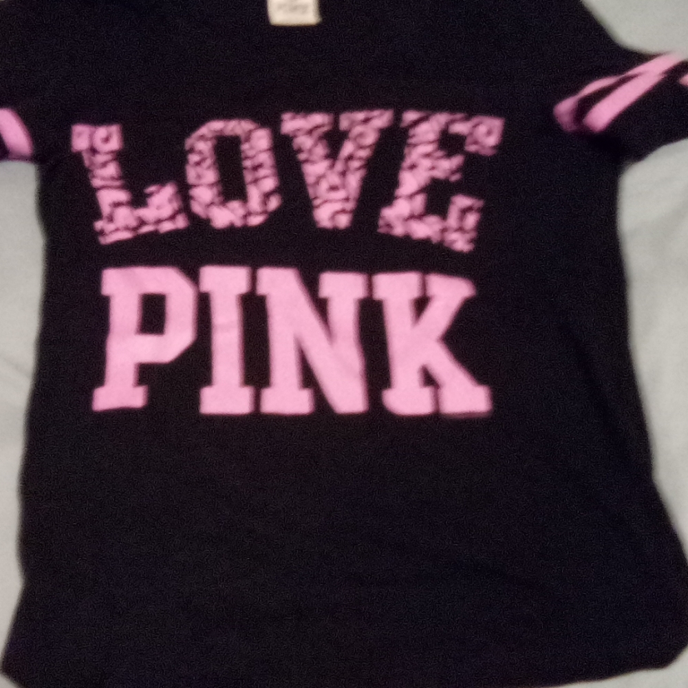 🐬”LOVE PINK" short sleeve shirt